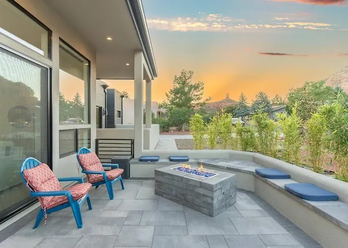 Luxury Mountain Views, Hottub, Rooftop Deck * Sedona