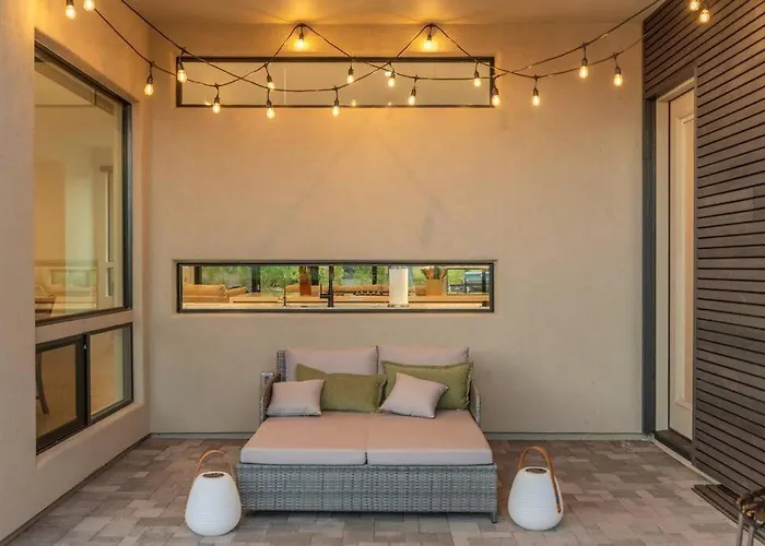 Holiday home Luxury Mountain Views, Hottub, Rooftop Deck
