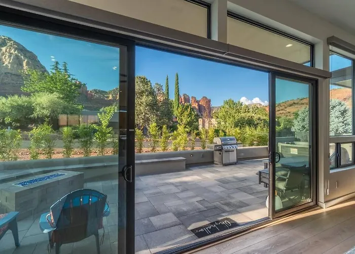 Holiday home Luxury Mountain Views, Hottub, Rooftop Deck *