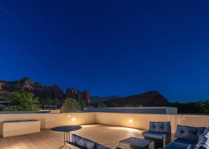 Luxury Mountain Views, Hottub, Rooftop Deck * Sedona